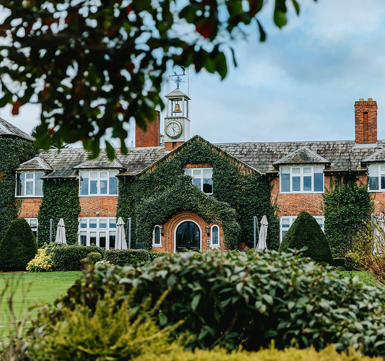 Amyandadam 0234 Websize Sky Edit2