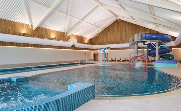 The Club - Pool & Family Flume (inc Whirlpool)