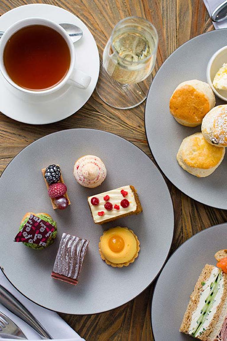 070818 F&B Champagne Afternoon Tea 5 Low Res